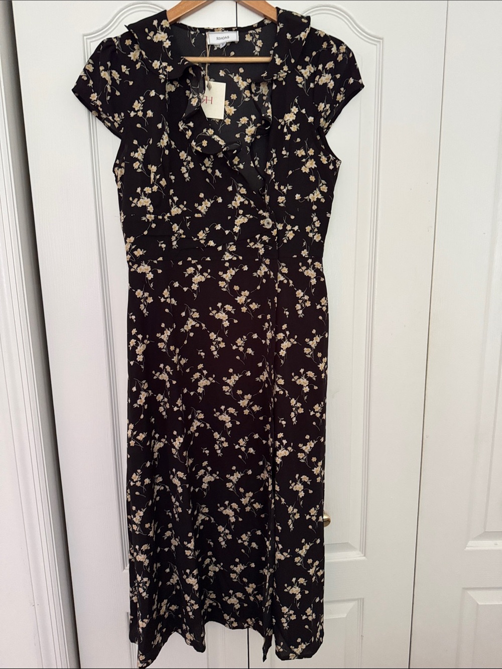 RIHOAS Black Midi Dress with Cream Floral Print